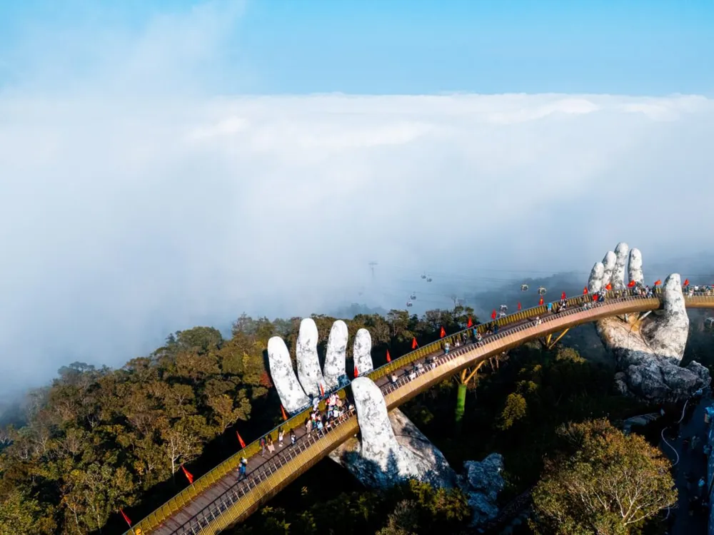 Cầu Vàng, Bà Nà Hills — Đà Nẵng
